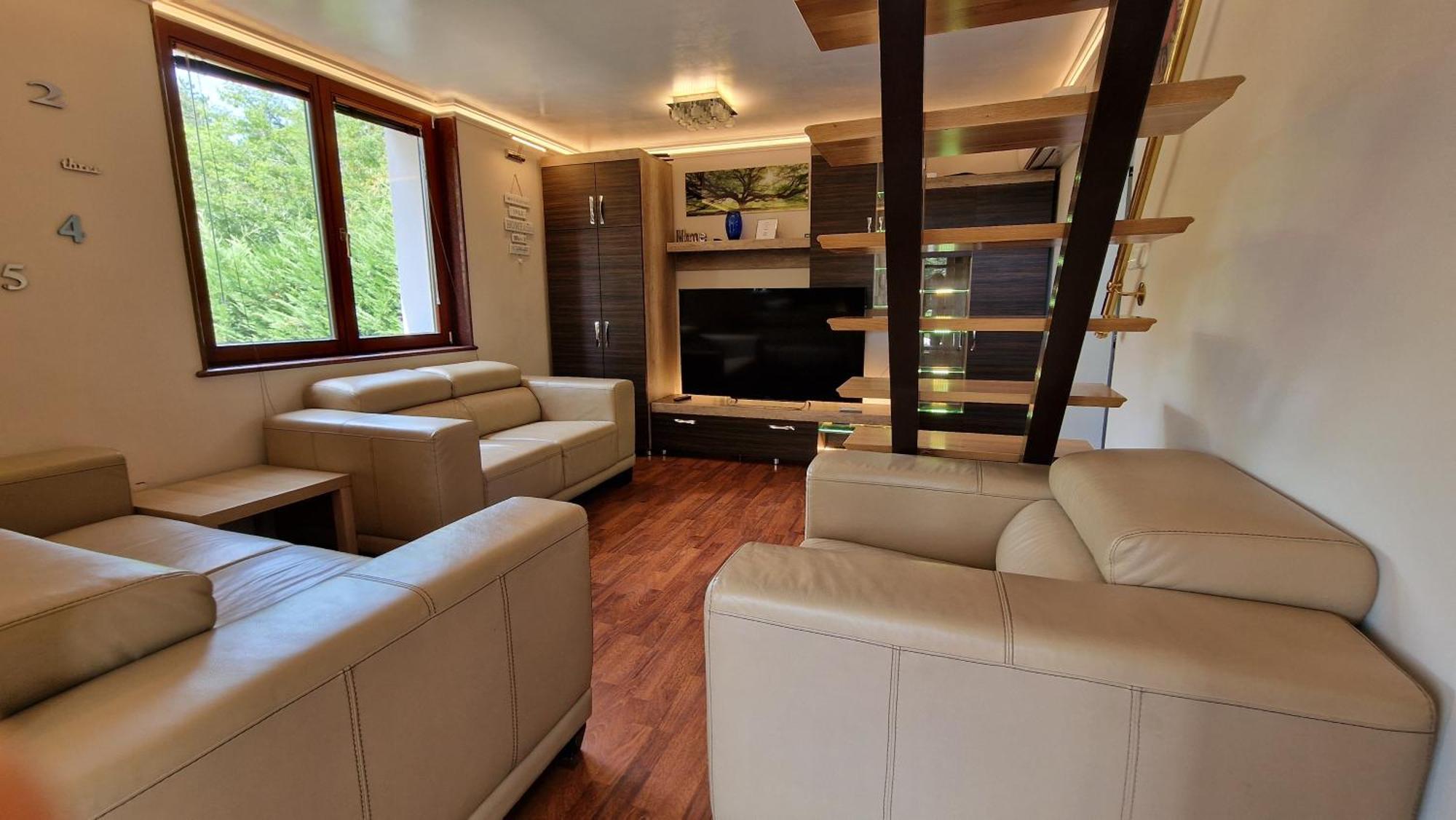 Pilisszentivan Pilis Hills View Deluxe House With Pool & Ac Near Bp 빌라 외부 사진