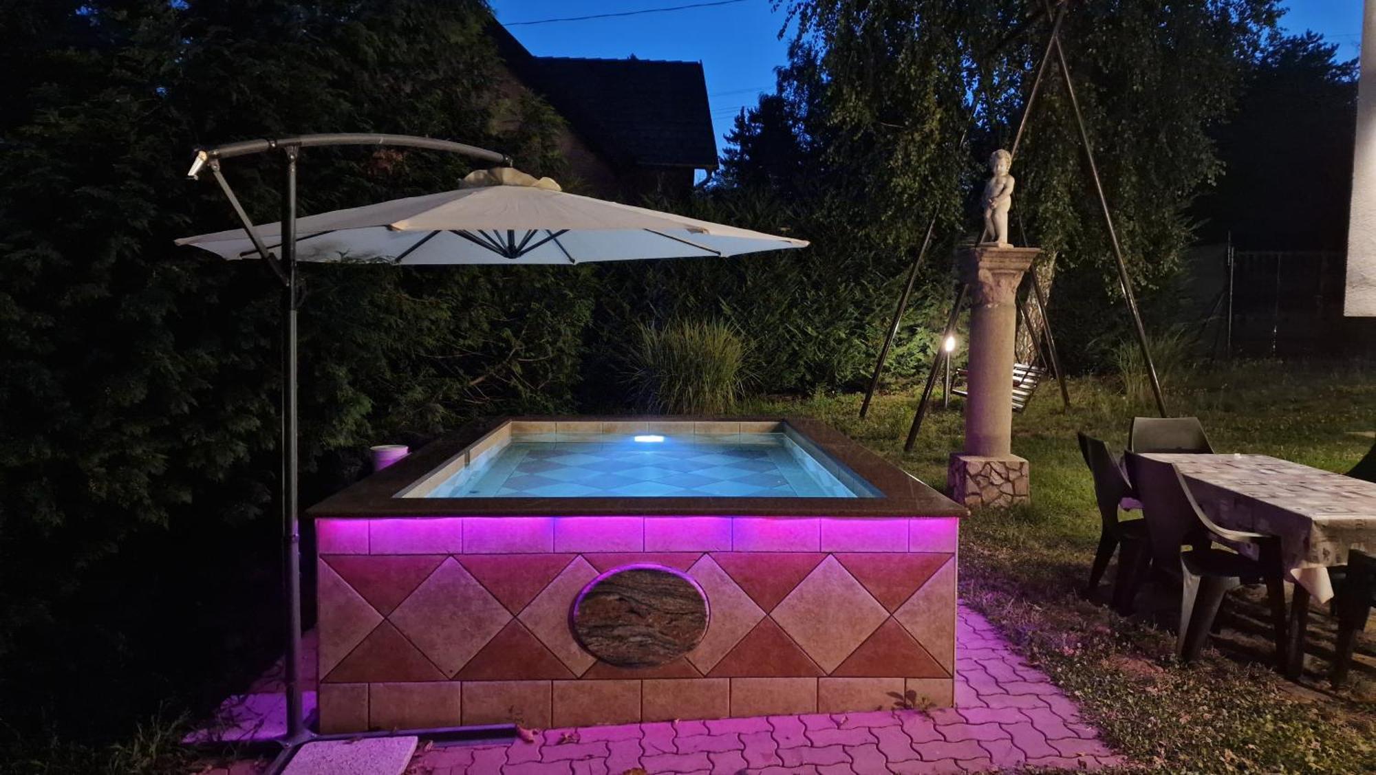 Pilisszentivan Pilis Hills View Deluxe House With Pool & Ac Near Bp 빌라 외부 사진